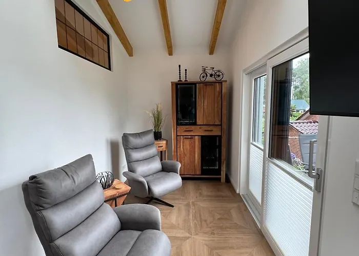 度假居 Seehuus 赖因斯贝格